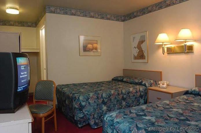 Royal Inn And Suites Charlotte Airport Exterior foto